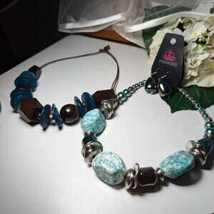 PAPARAZZI JEWELRY LOT BLUE NECKLACES